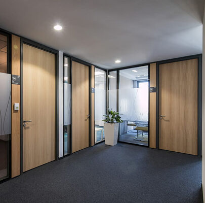 Łatwa instalacja Biurowa ściana przeciwdźwiękowa Partitin Solid Wooden Aluminium Framed Partition Wall z melaminą HPL Finish